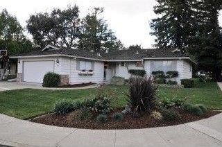 287 Radford Dr, Campbell