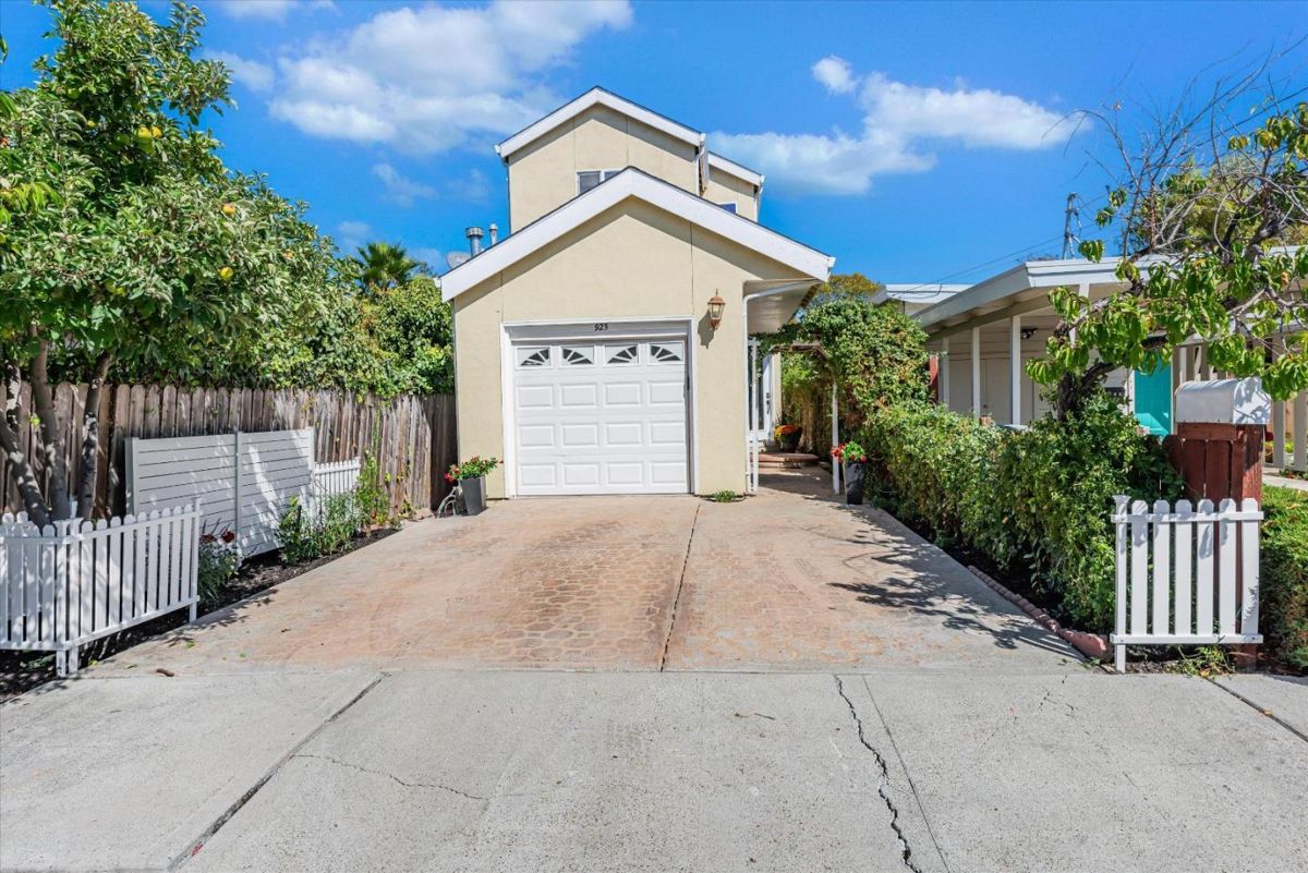 925 Junipero Ave, Redwood City