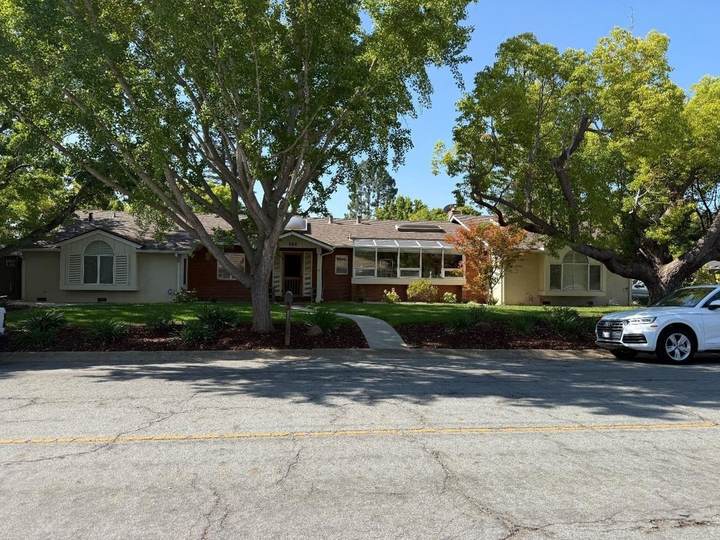 400 E Edith Ave, Los Altos